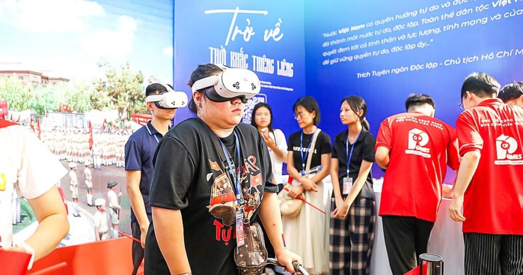 VR cho lễ 2/9 – Công nghệ thực tế ảo nâng tầm trải nghiệm sự kiện quốc  khánh - DVAT Technology